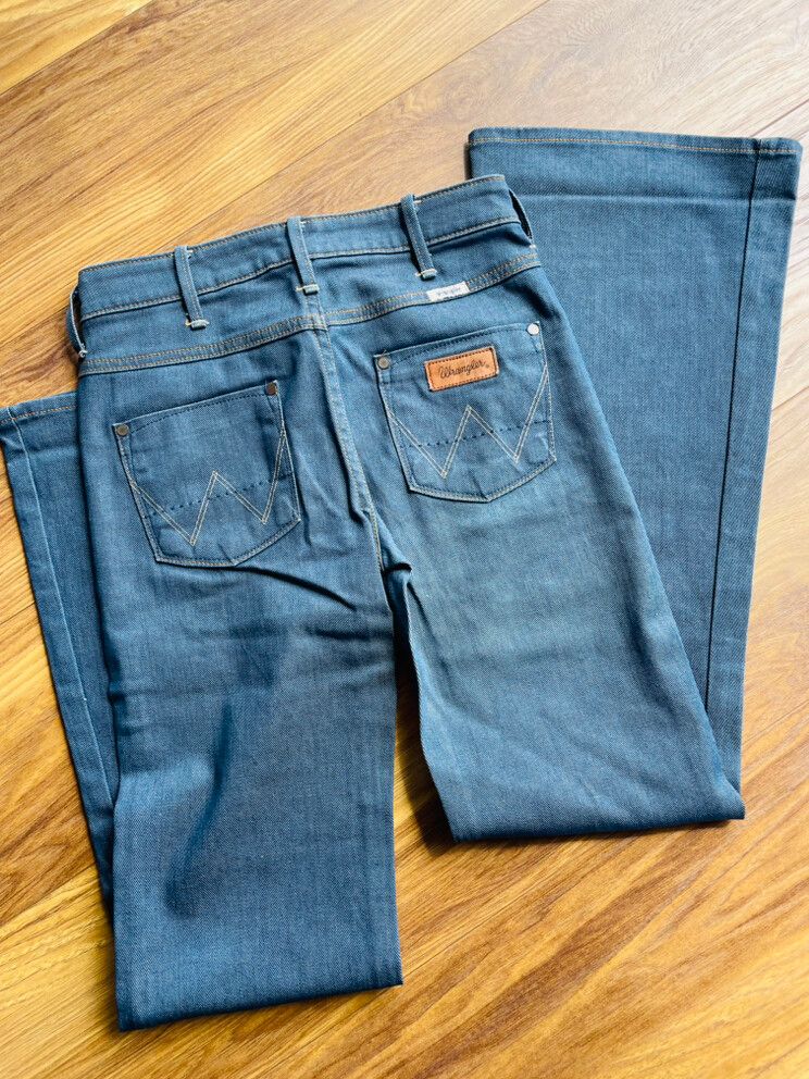 Wrangler Blue Jeans Size 26