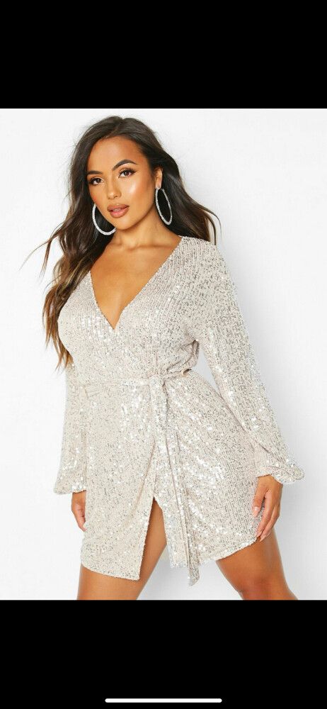 PRETTYLITTLETHING - Gold Sequin Wrap Dress on Designer Wardrobe