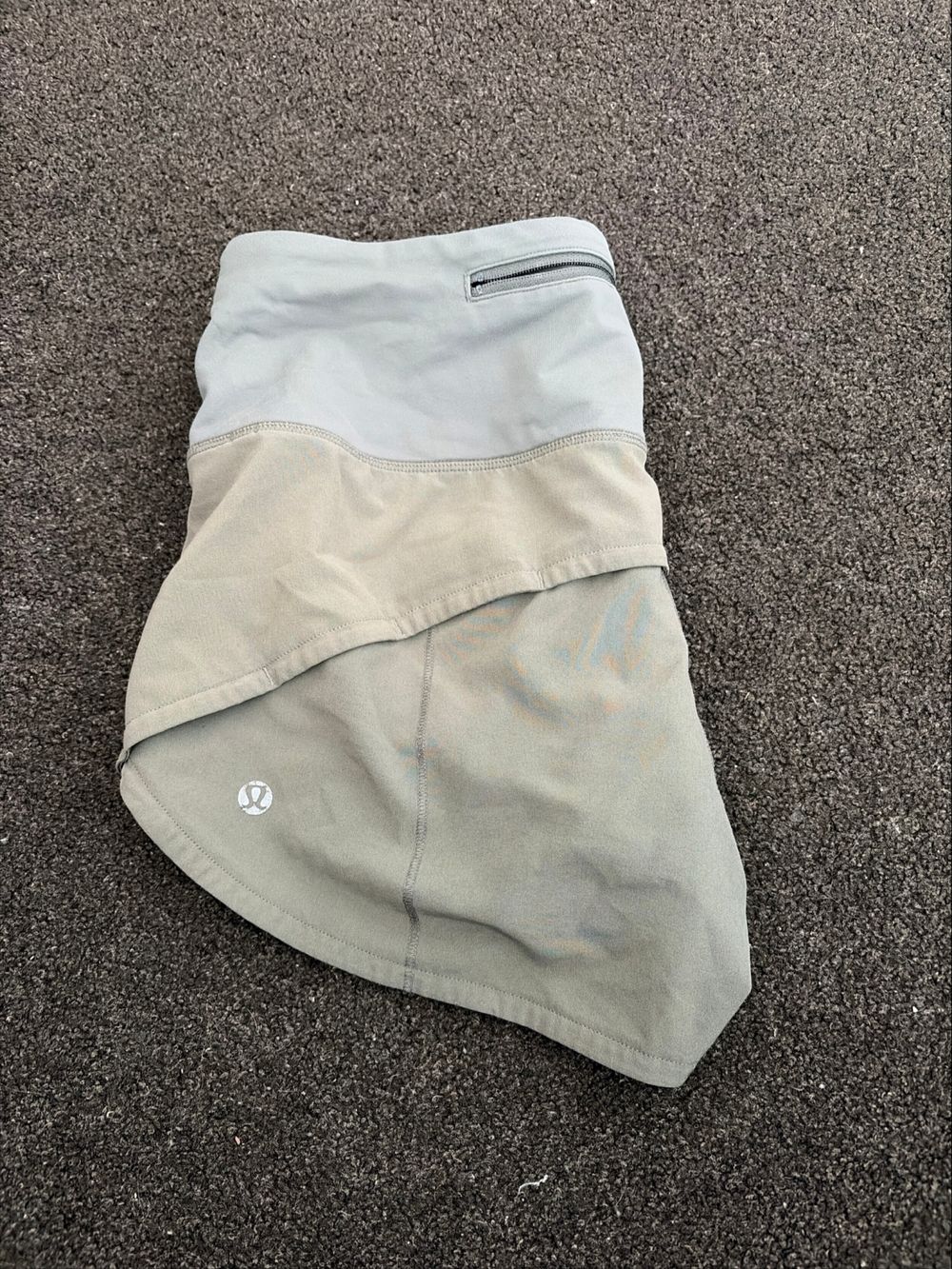 Lululemon Green Speed UPS