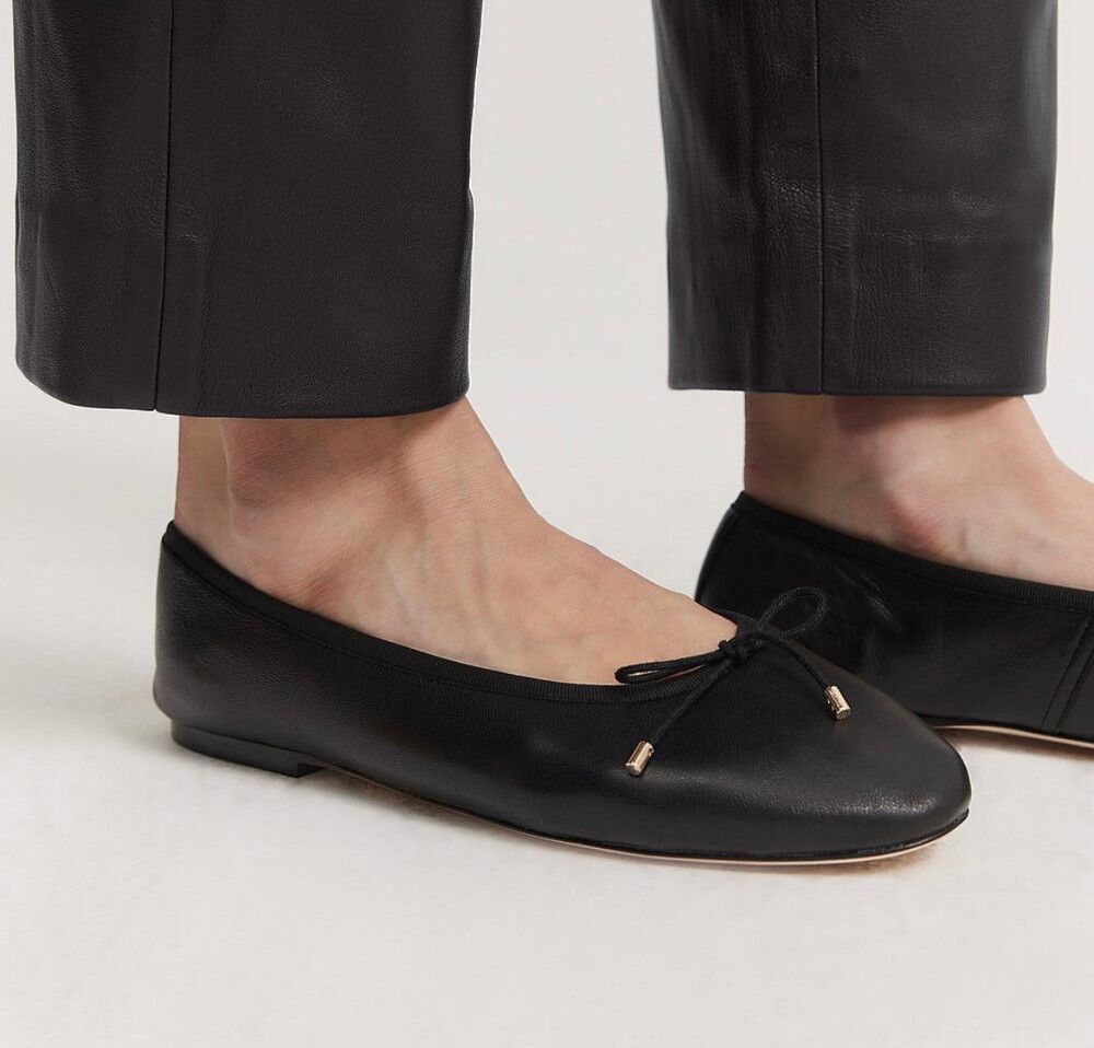 Country Road Black Leather Ballet Flats
