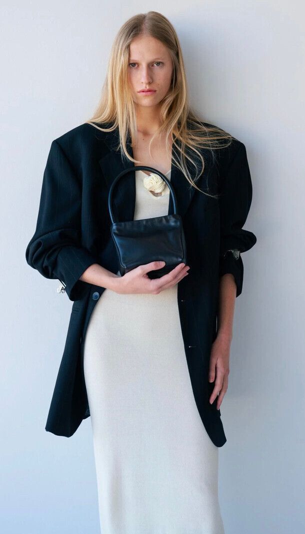 Georgia Jay - Little Ombra