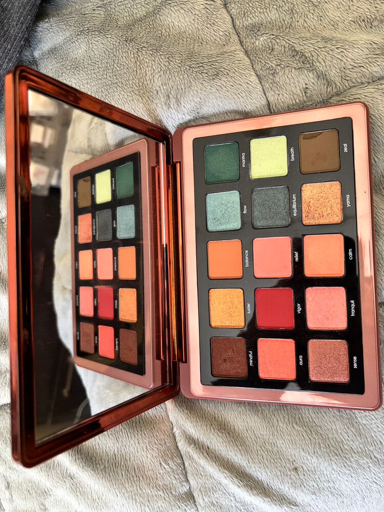 Natasha Denona Zendo eyeshadow Palette