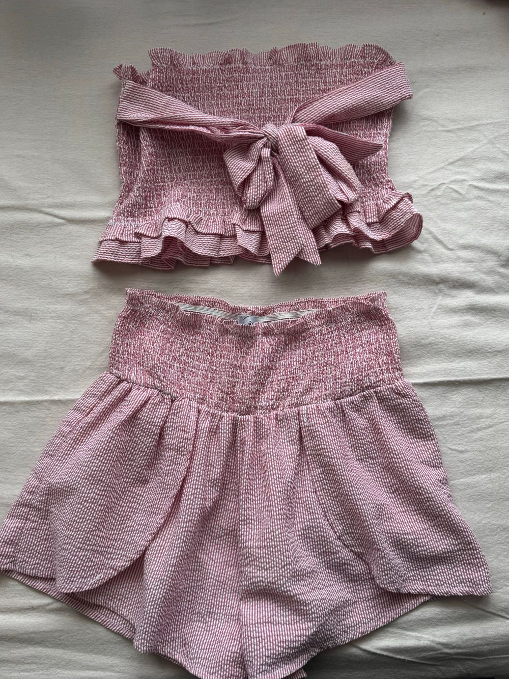 Lyon Red Matching Set