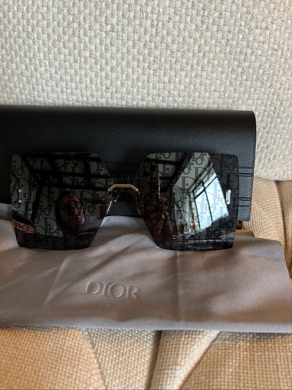 CHRISTIAN DIOR AUTHENTIC AS NEW BLACK OBLIQUE LOGO LENSES & CLOTH & CASE