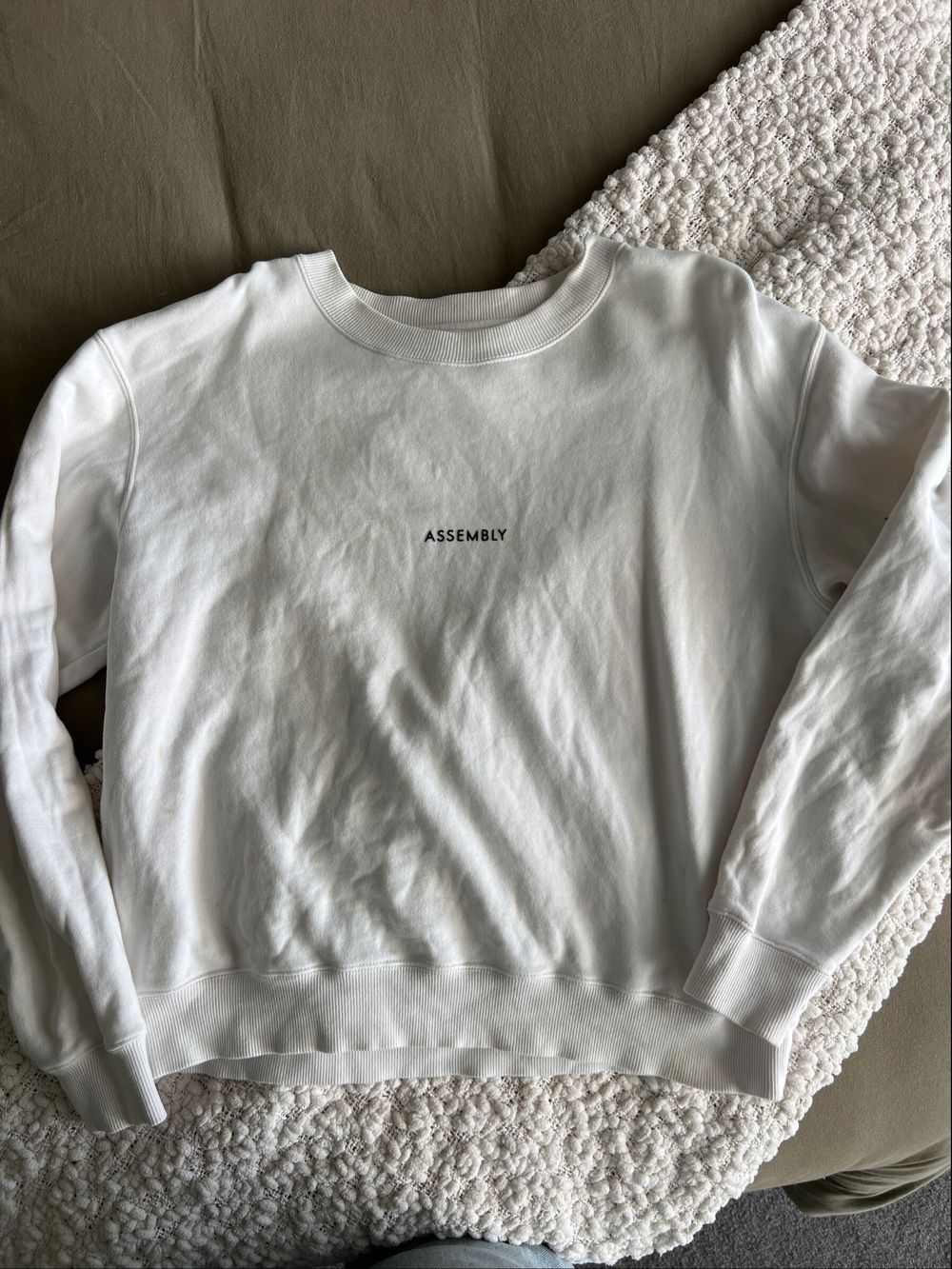 Assembly Label White Jumper