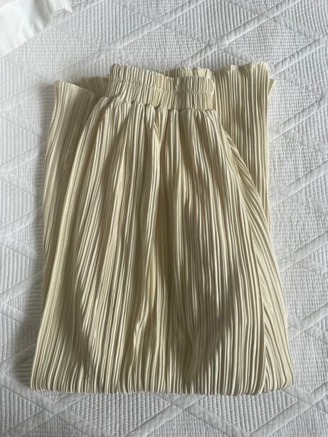 Cream Pleated Pants