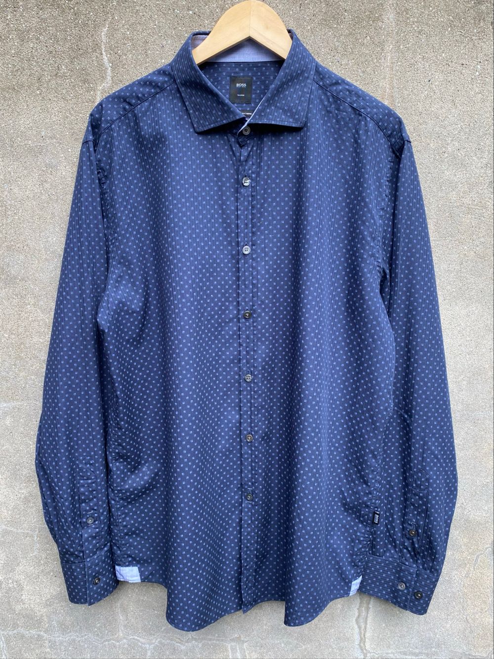 HUGO BOSS BLUE PATTERNED SHIRT SIZE XL