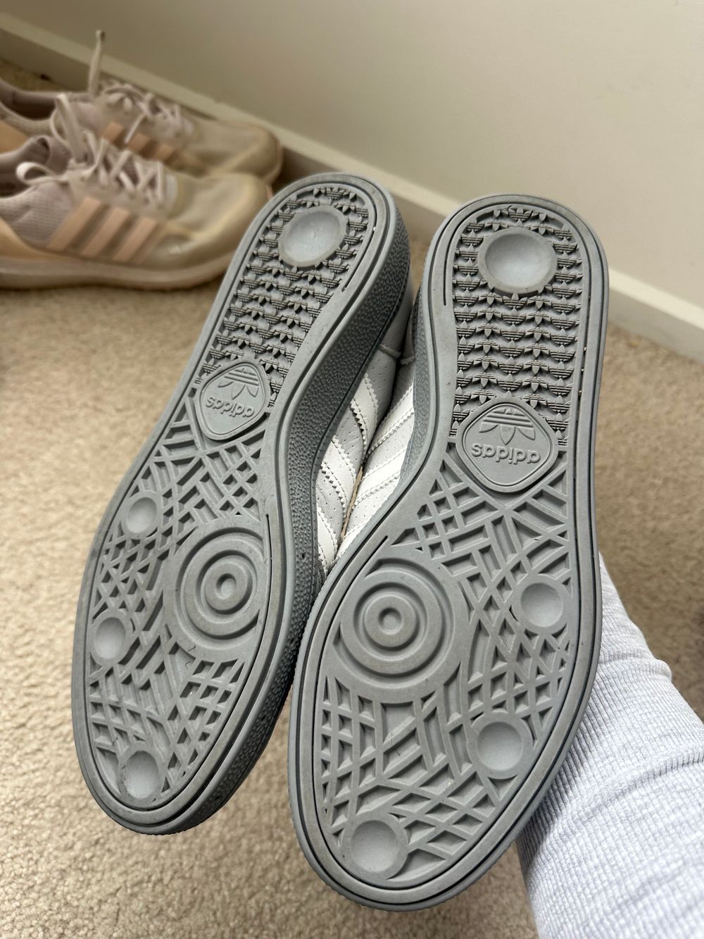 Adidas Sneaker Grey