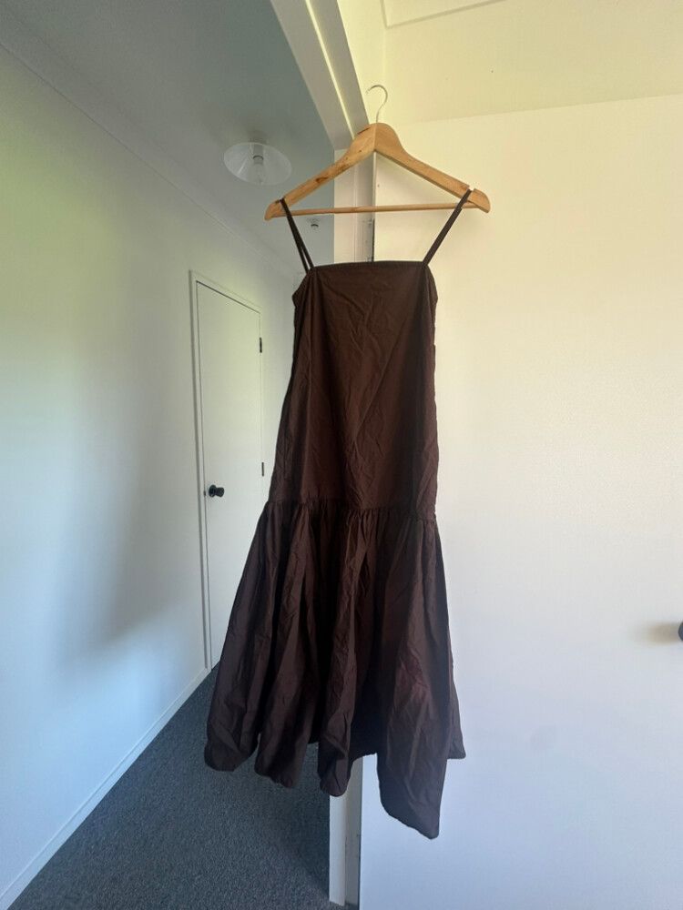 Country road dress