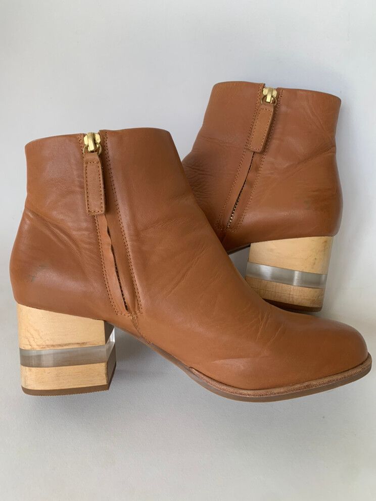 Gorman - Tan Leather Ankle Boots