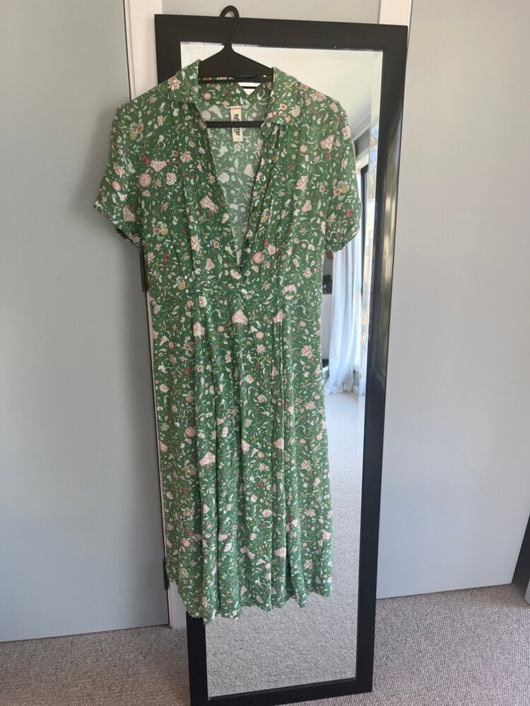 slim fit dress slacks Silvi Dress Short Sleeve Green Mikado