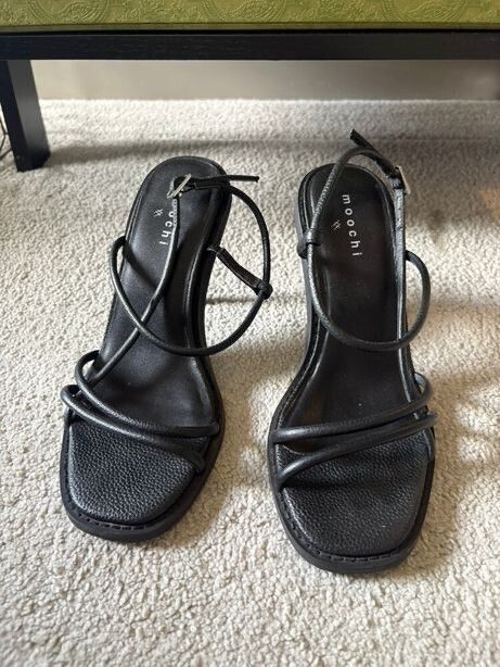 Moochi Black Heels