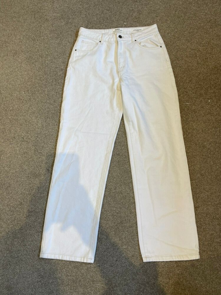 Loose Straight Jean - White With Contrast Stitch