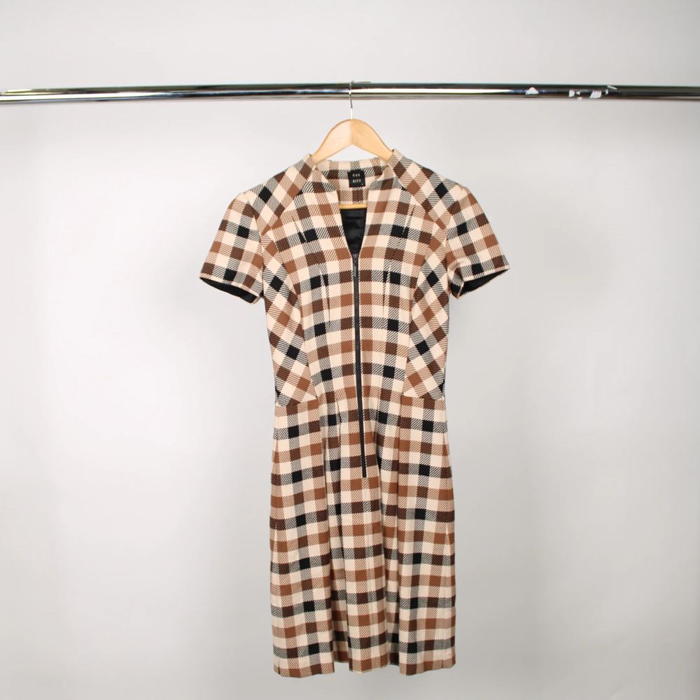 CUE City Brown Plaid Check Zip Front Short Sleeve Office Dress