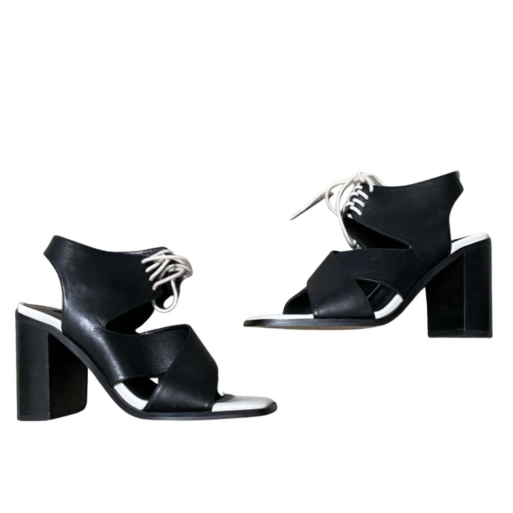 SENSO Wilba Leather Ebony Nappa Lace-Up Chunky Heels RRP$260