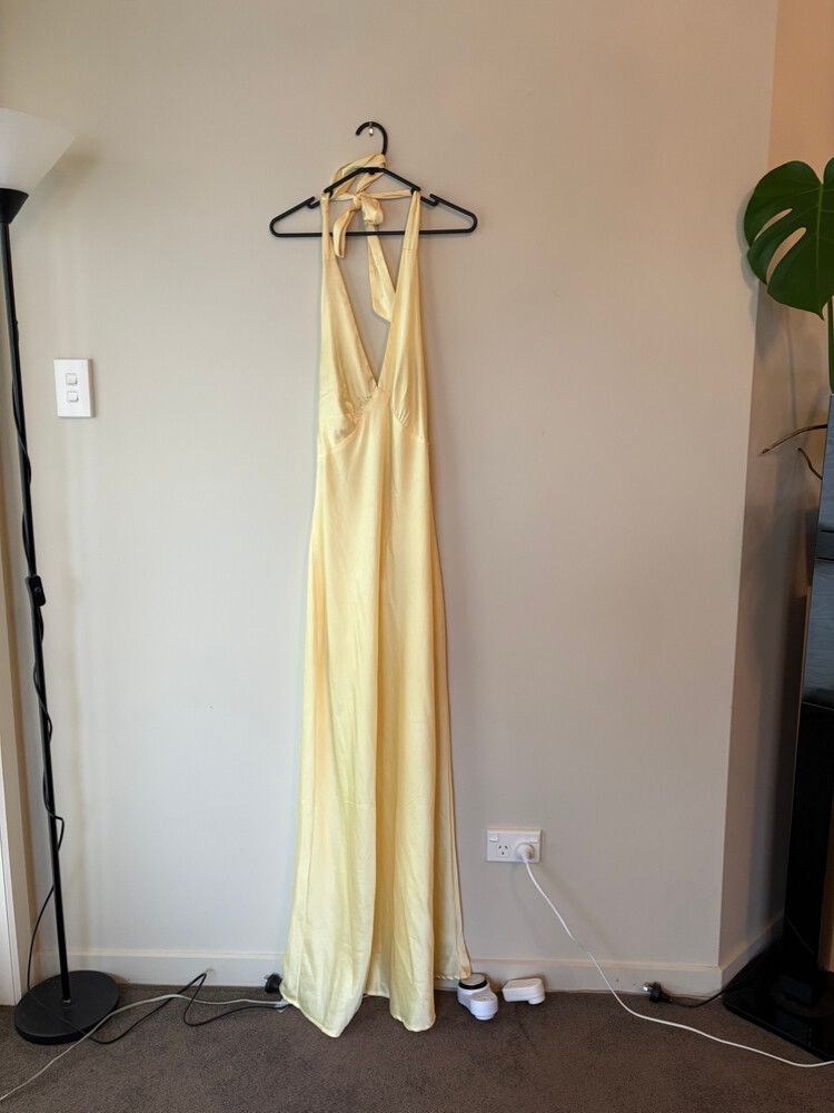 PepperMayo - Yellow Satin Halter Maxi Dress peppermayo on Designer Wardrobe PepperMayo - Yellow Satin Halter Maxi Dress peppermayo on Designer Wardrobe