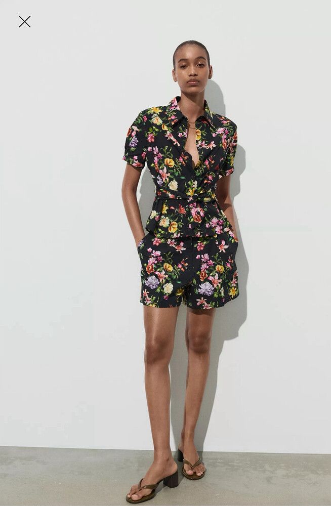 Zara two piece floral outfit-perfect for festivals.
