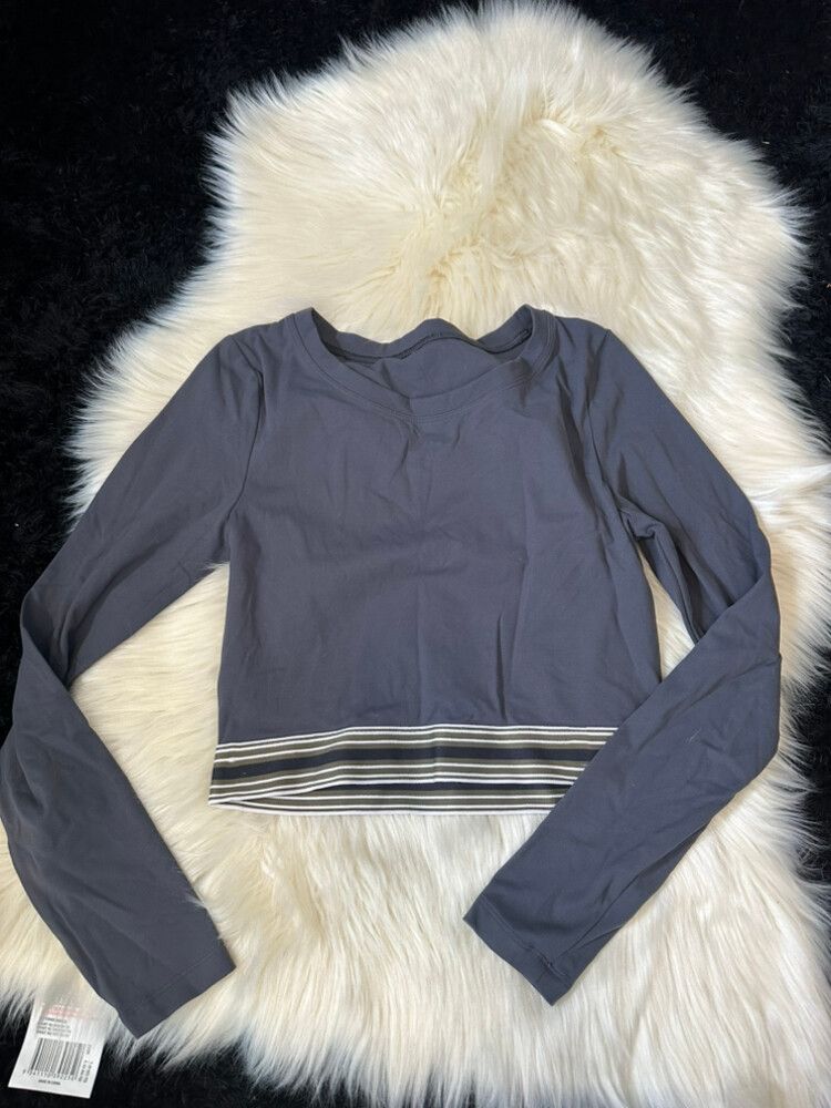 Lorna Jane Grey Long Sleeve Top