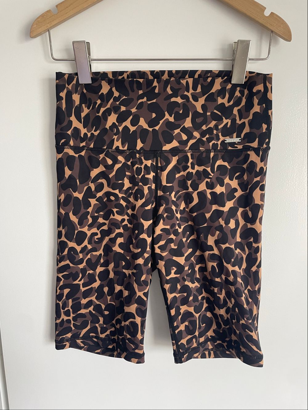 AIMN cheeta print bike shorts
