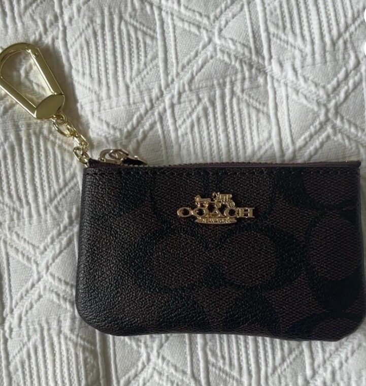 Coach Brown Coin Purse 🤎