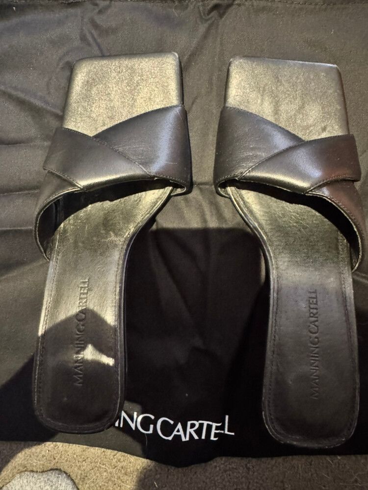 Manning Cartel Kitten Heels