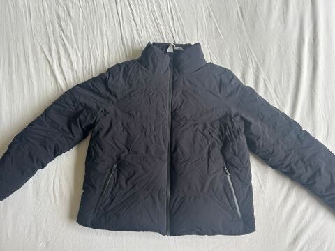 Lululemon Black Puffer Jacket
