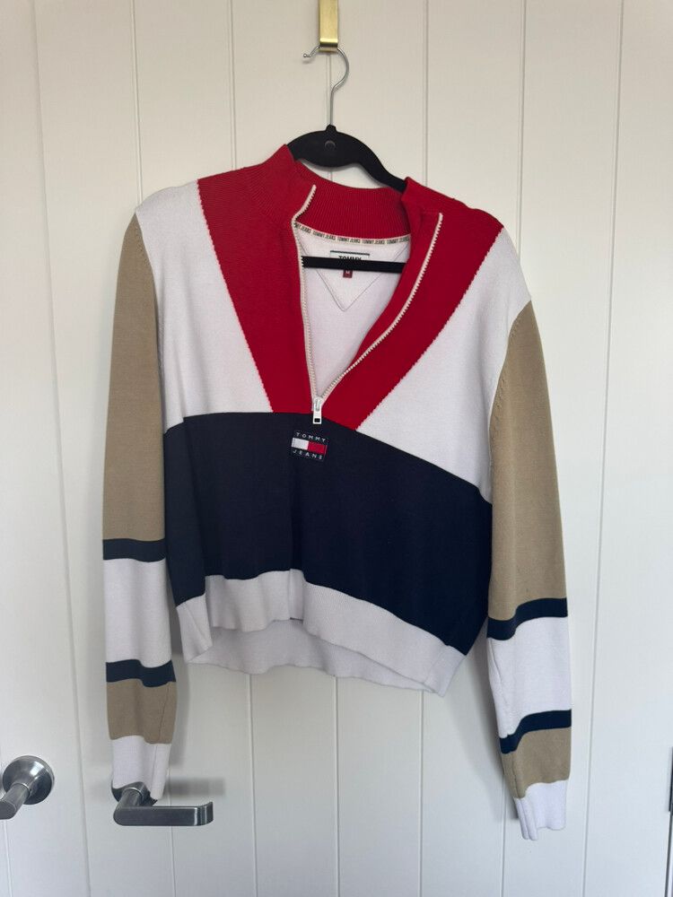 Tommy Jumper