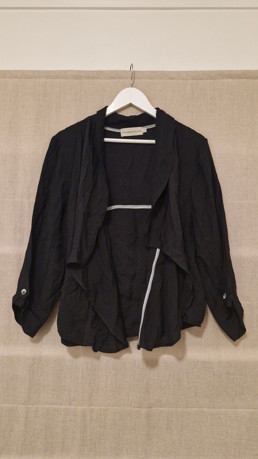 Black light swing jacket