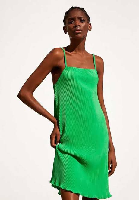 slim fit dress slacks Zara Basic Elegant Emerald Green Lace Dress with Faux Pearl Buttons, S –  FADVault