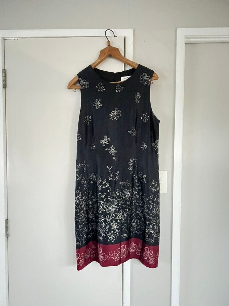 chinese dress ladies Daphne