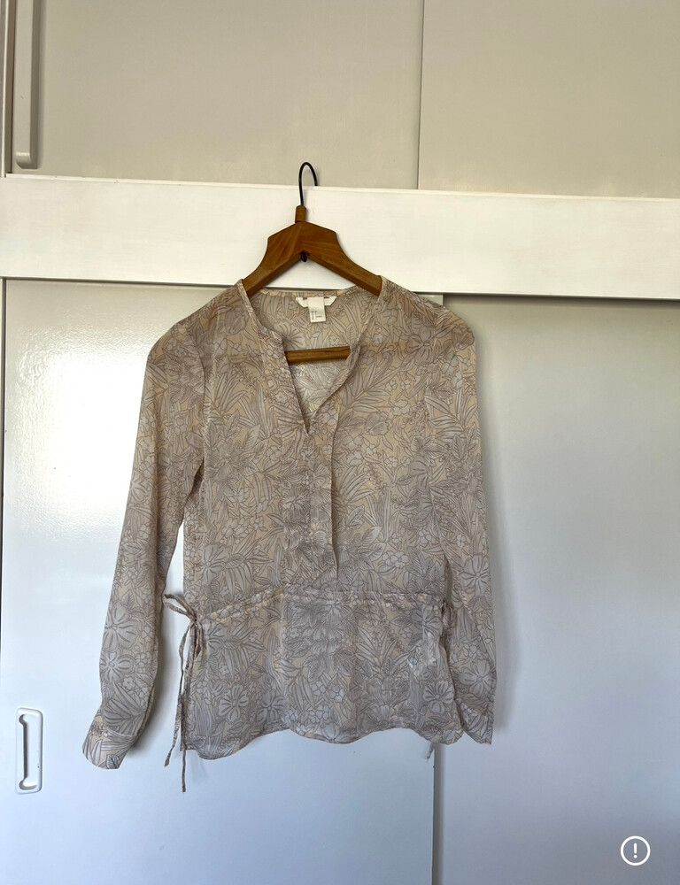 H&M Floral sheer Top