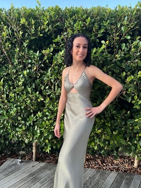 Shona Joy - Shona Joy La Lune Lace Back Maxi Dress Sage size 8 on Designer Wardrobe Shona Joy - Shona Joy La Lune Lace Back Maxi Dress Sage size 8 on Designer Wardrobe