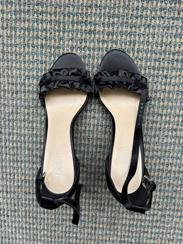 nine west black heels