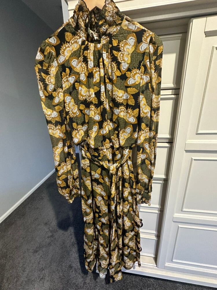Beautiful Long Sleeve Italian Designer Marella