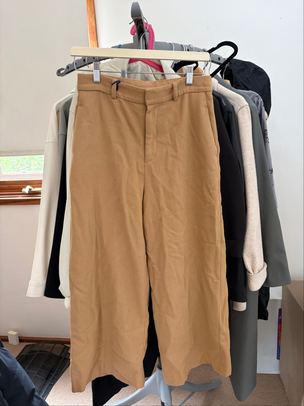 Uniqlo Tan Wool Blend Pants Size S / W 26