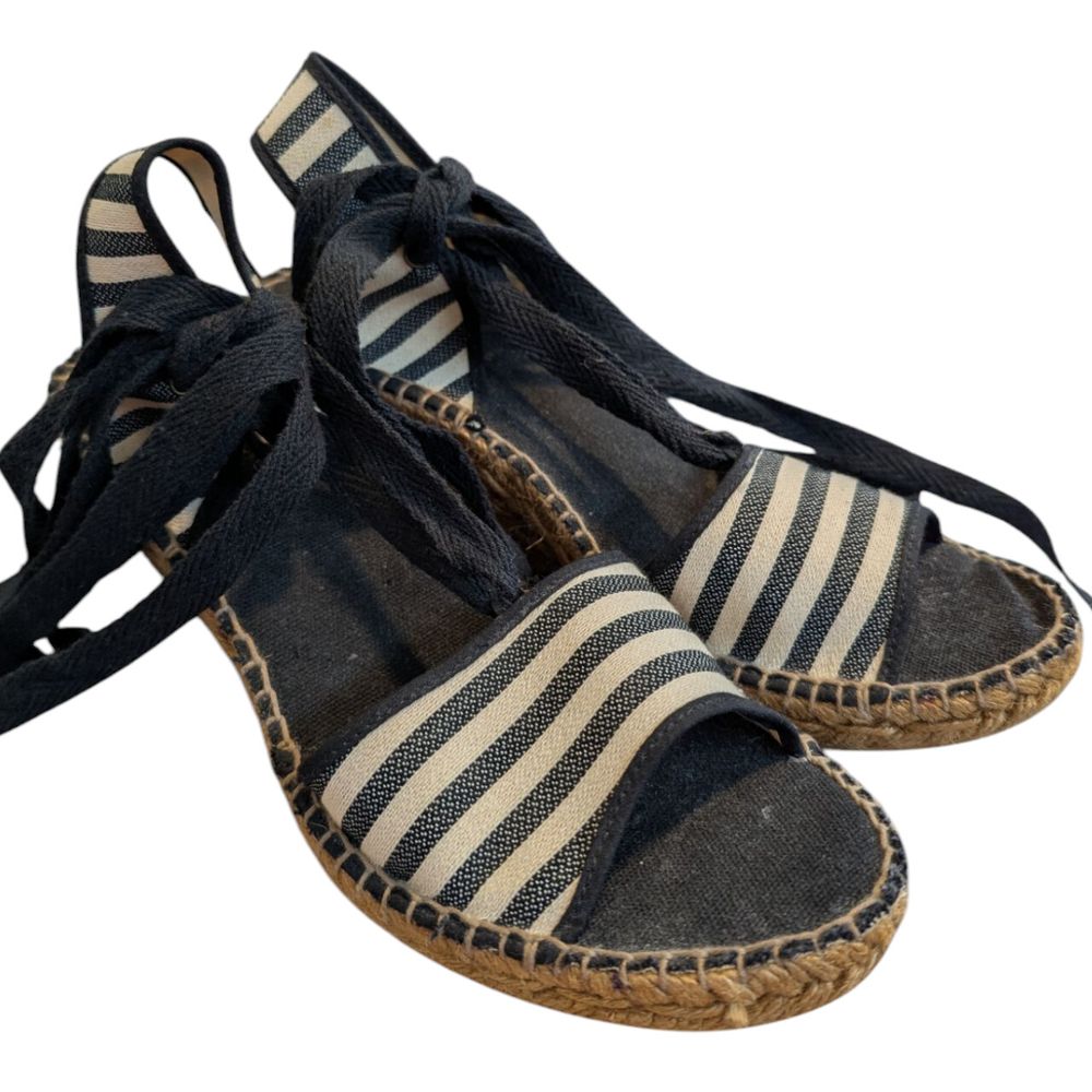 Espadrille Wedges Ankle Wrap Stripe Size 41 Nautical Fisherman Pool Holiday Beachy Coastal Tropical Vacation Timeless Capsule Wardrobe Staple Classic Modern