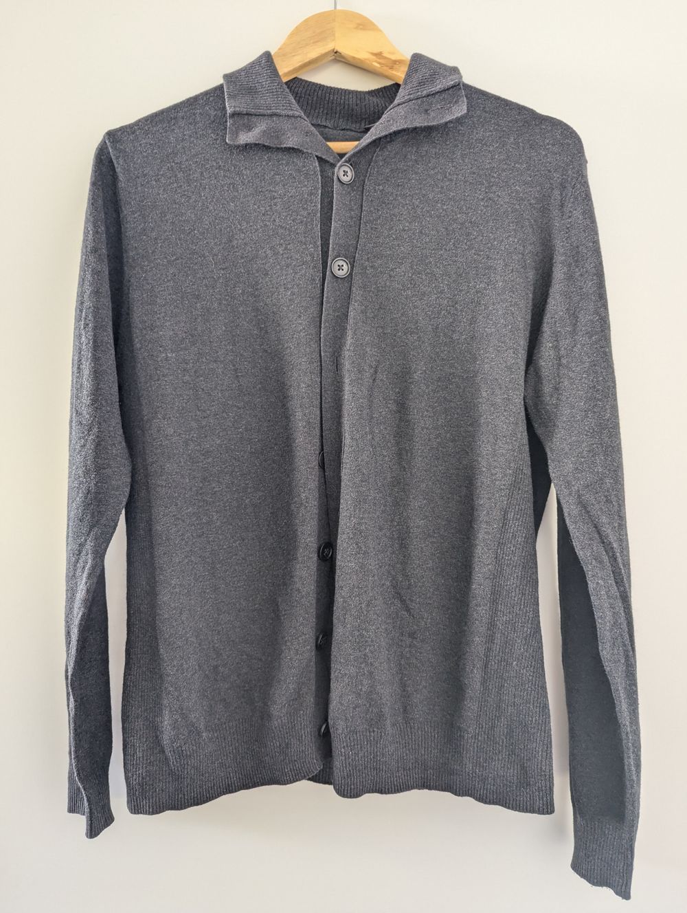 Cashmere cotton blend knit cardigan size medium jersey jumper sweater charcoal coastal minimalist timeless capsule wardrobe staple classic modern stealth wealth old money