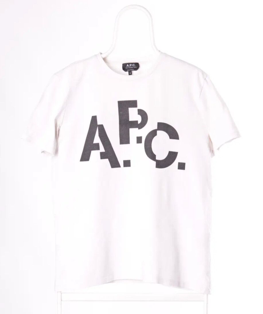 A.P.C. white t-shirt with logo cotton basic clean girl capsule wardrobe staple classic modern quiet luxury stealth wealth old money plain white tee size small