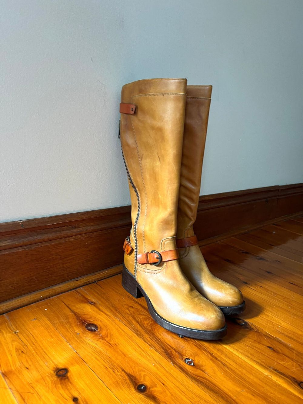 Area Forte Italian Leather Boots