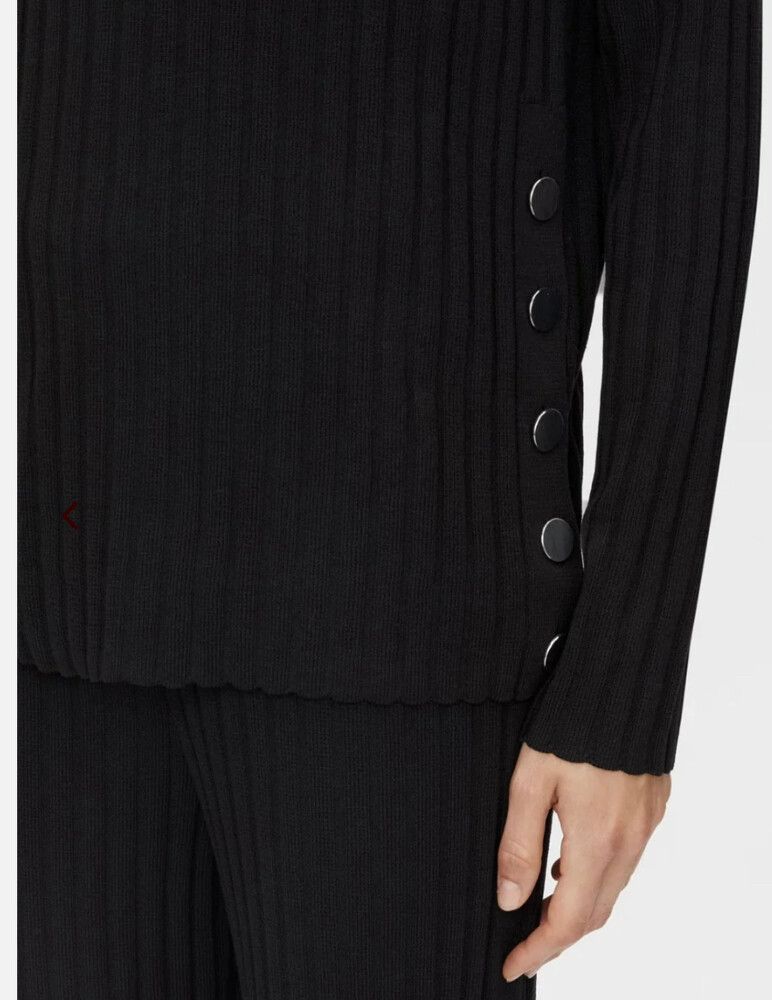 CAMILLA AND MARC Long Sleeve Top