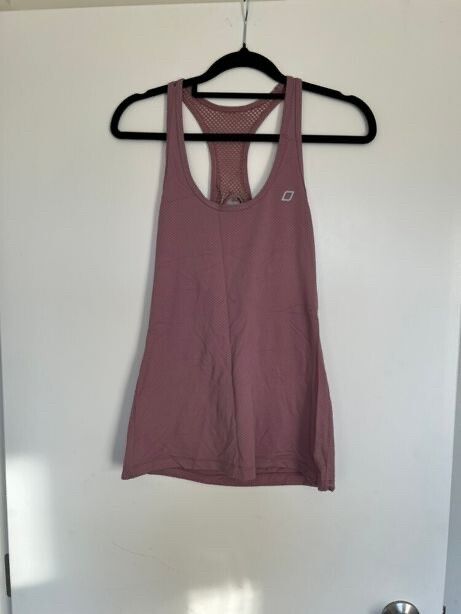 Lorna Jane active tank