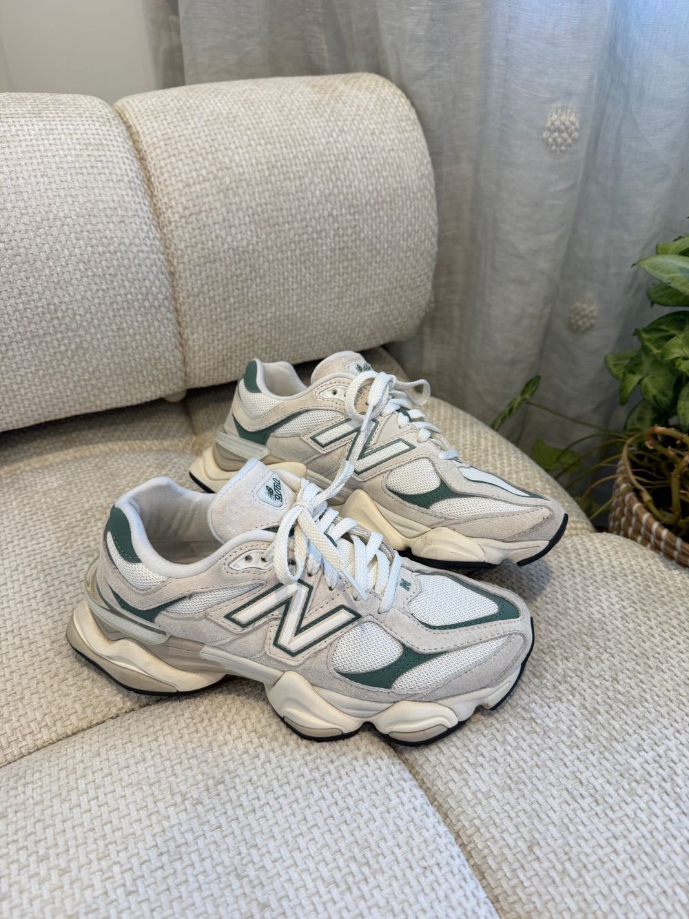 New balance 9060