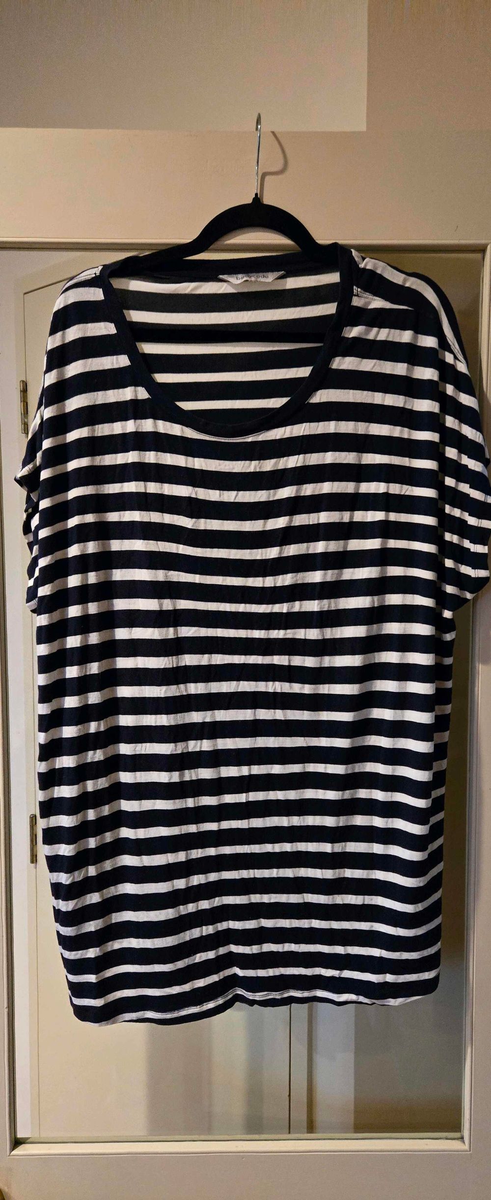 Bodycode 2XL Black Cream Stripe Top