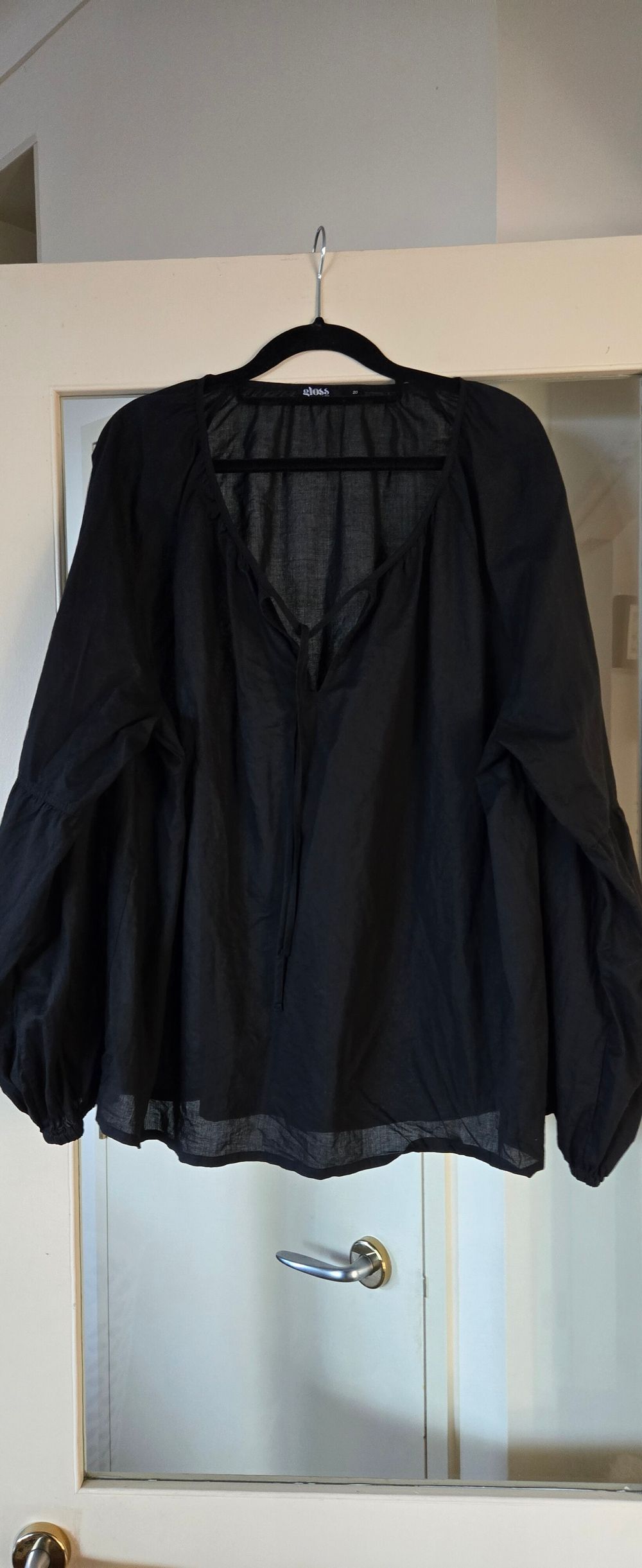 Gloss (by Shine-on) Embroidered Blouse – Black & Red – Size 20