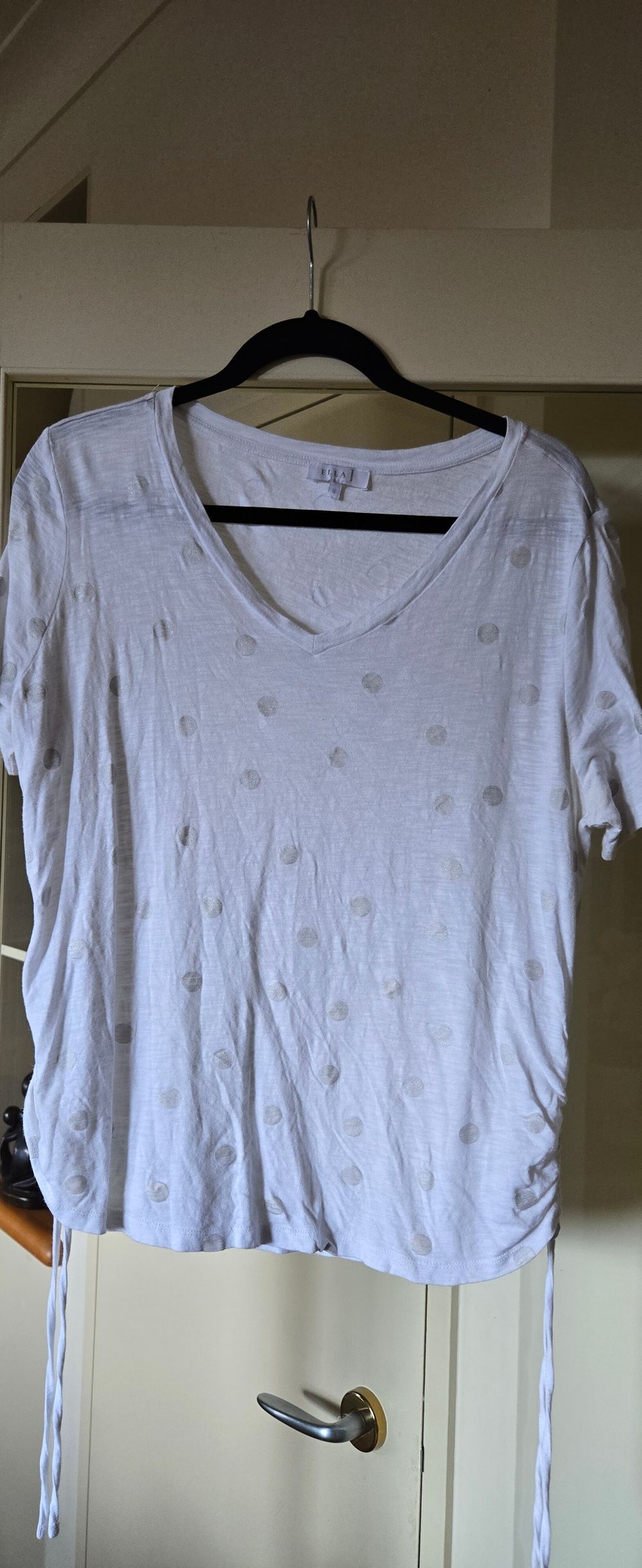 Ella J White Polka Dot V-Neck Top Sz16