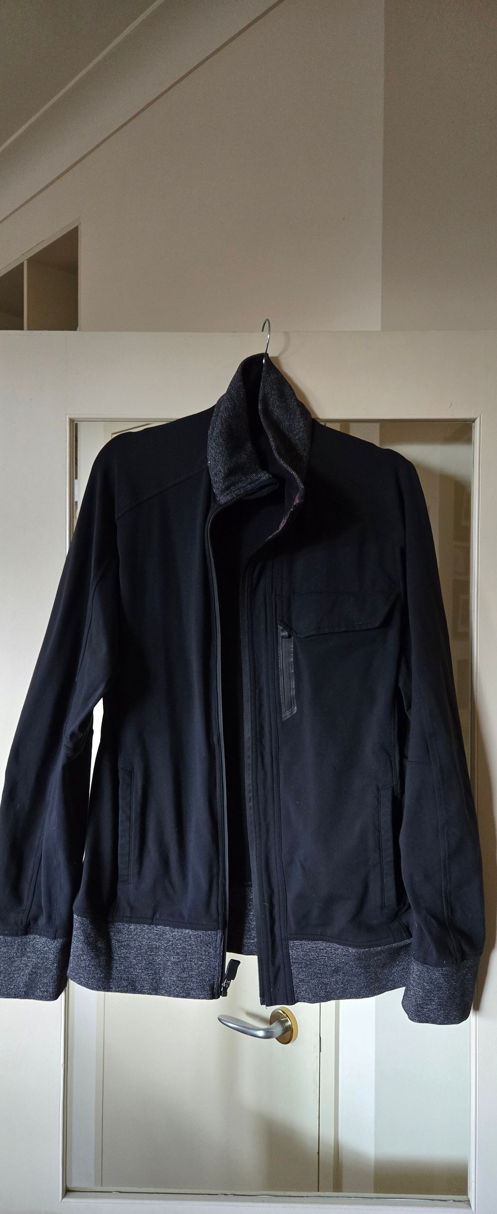 Lululemon Black Zip-Up Jacket Sz XL