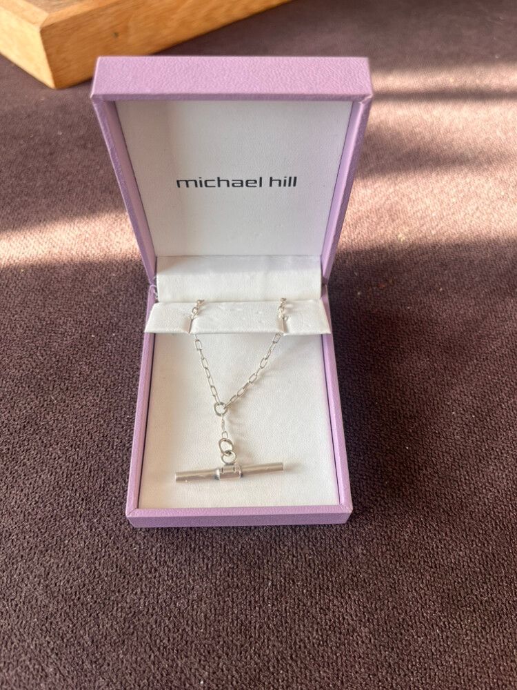 Pascoes T-Bar Necklace