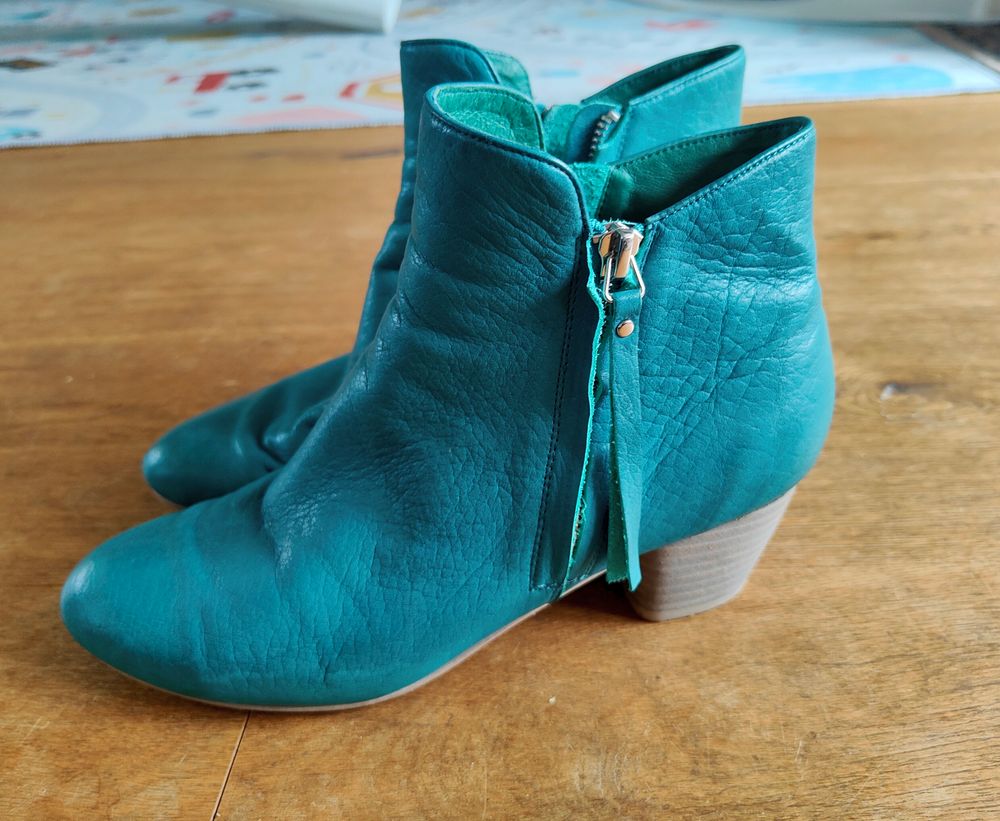Django & Juliette Emerald/Teal Leather Boots