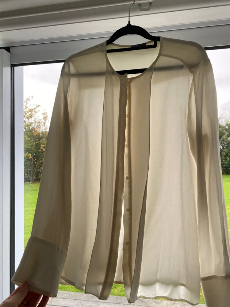 100% silk button up blouse