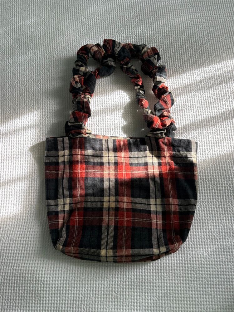 FME Apparel plaid tote